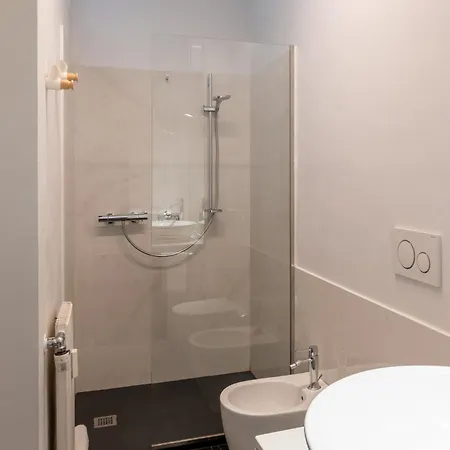 Guesthost - Seaview * Sanremo