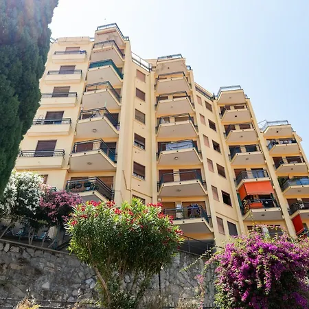 Guesthost - Seaview Apartment Sanremo