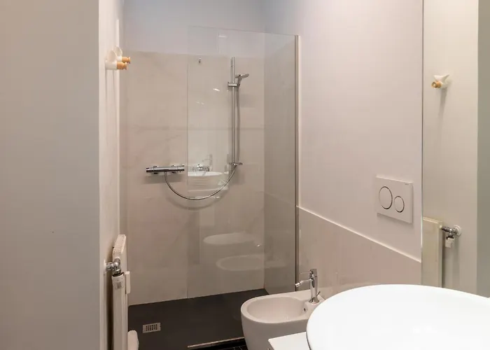 Guesthost - Seaview * سانريمو