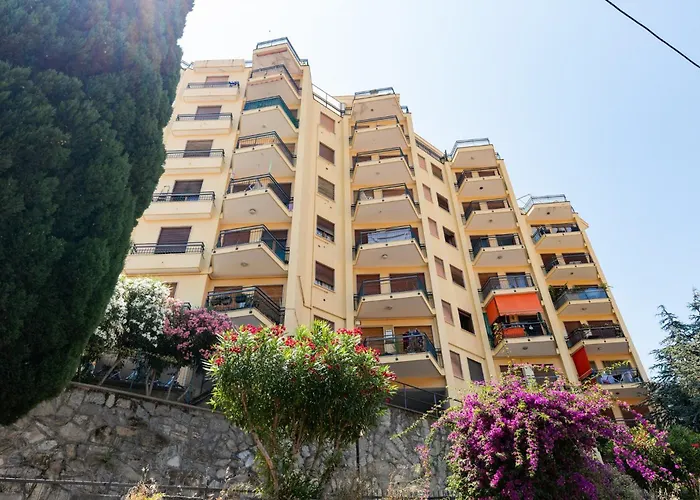 Guesthost - Seaview شقة سانريمو